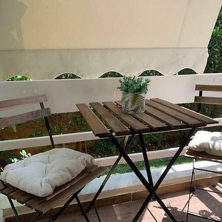 Cozy studio 50m from sea Atenas Exterior foto